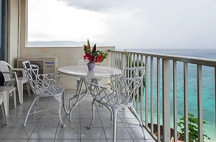 Aparthotel -montego Bay Club 3*