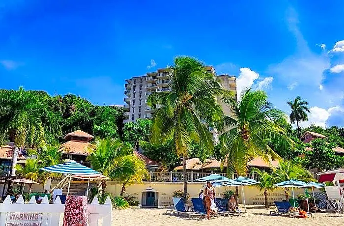 Aparthotel -montego Bay Club